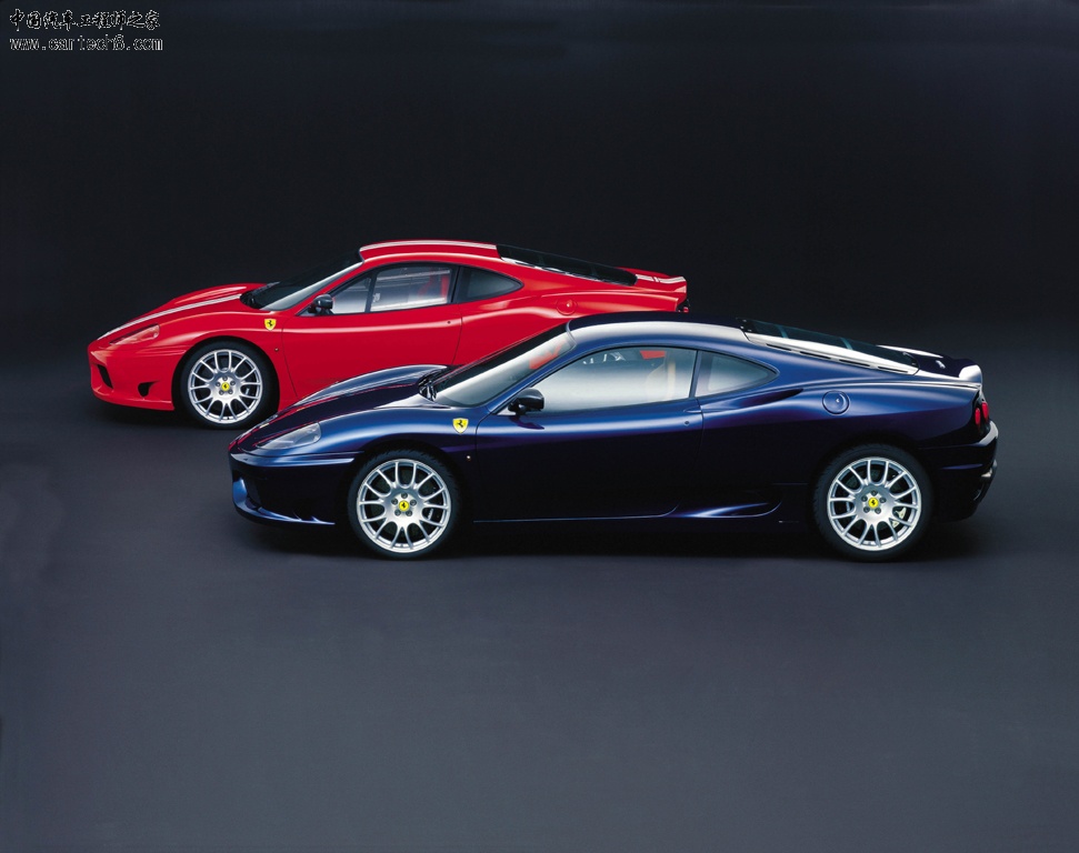 Challenege_Stradale_04.jpg