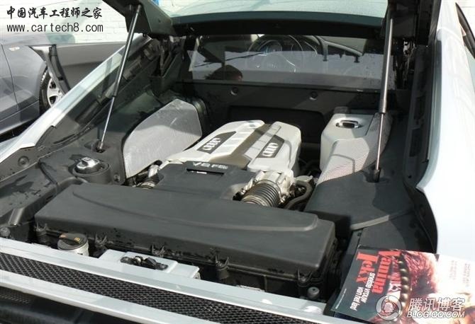 奥迪R8 特写4.jpg