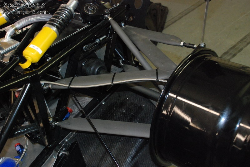 rear sus2.JPG
