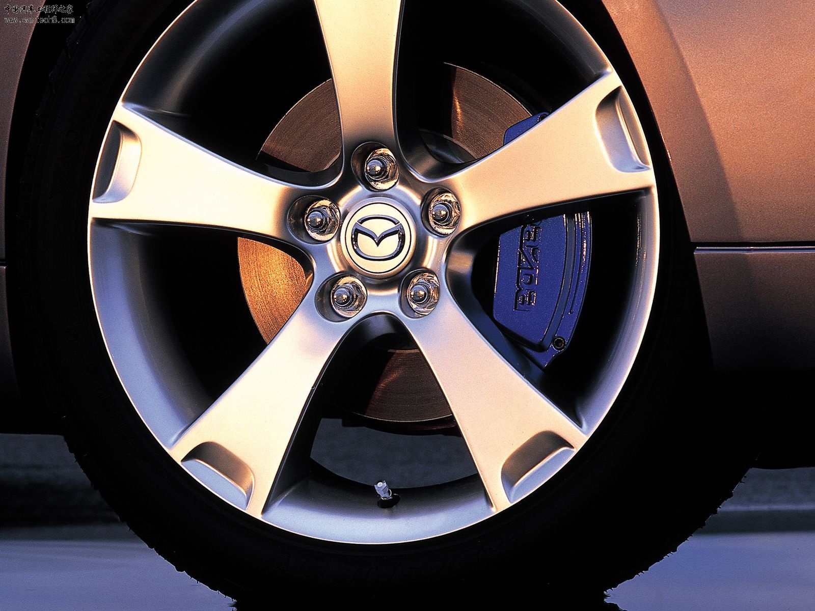 CarWheel018.jpg