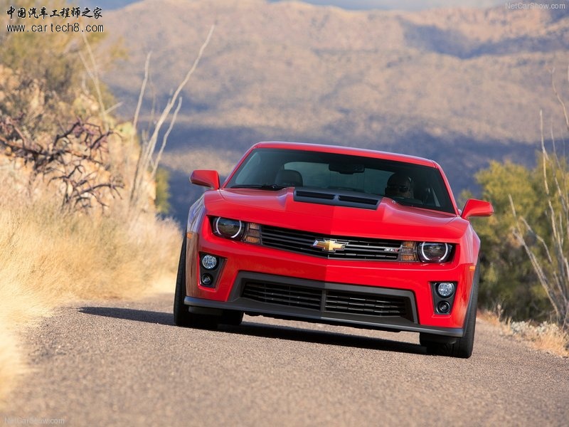 Chevrolet-Camaro_ZL1_2012_800x600_wallpaper_14.jpg