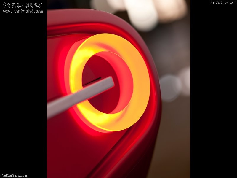 Alfa_Romeo-Disco_Volante_Touring_Concept_2012_800x600_wallpaper_16.jpg