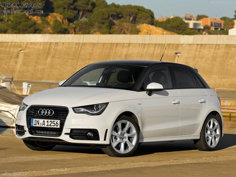 Audi-A1_Sportback_2012_800x600_wallpaper_07.jpg