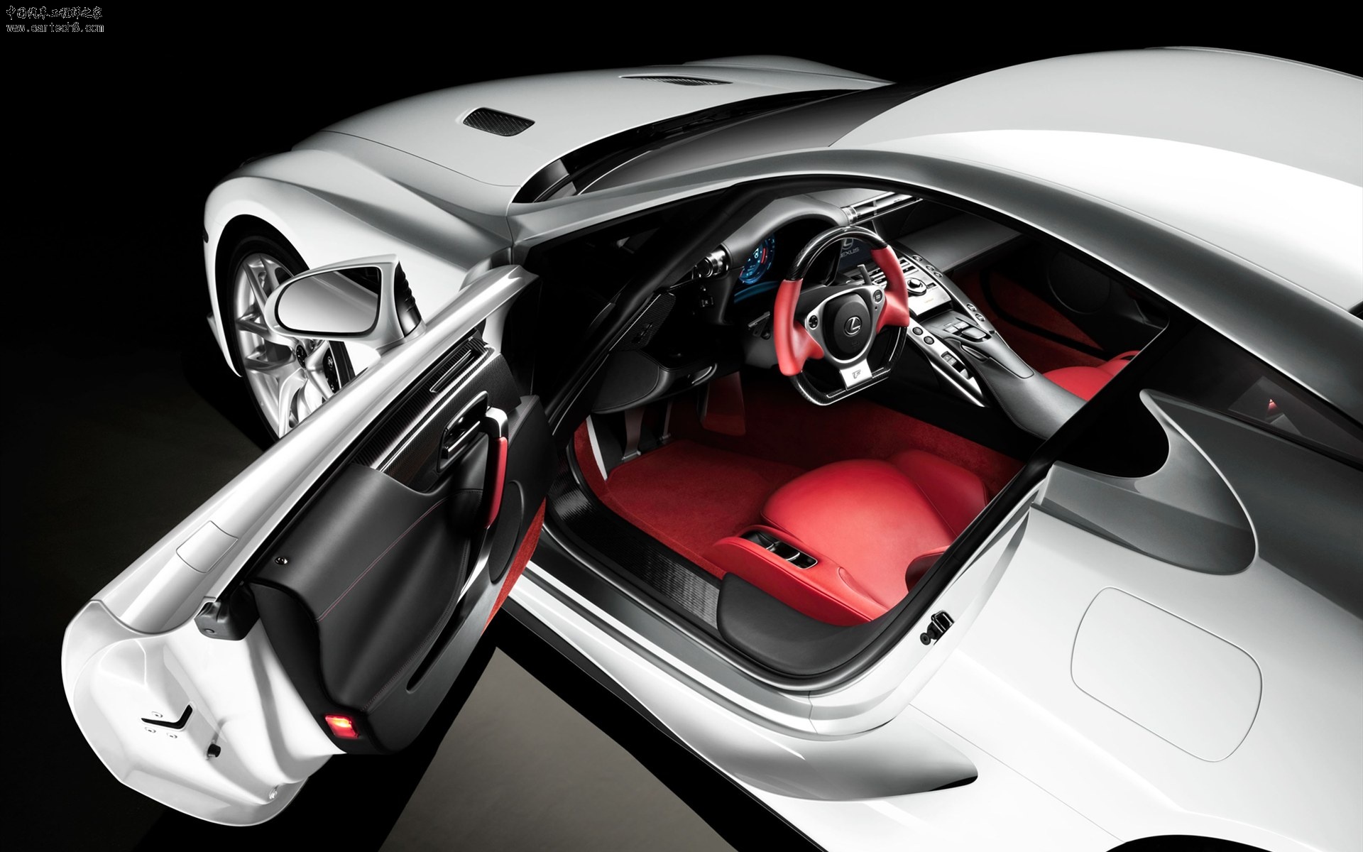 Lexus-LFA-2012-widescreen-12.jpg