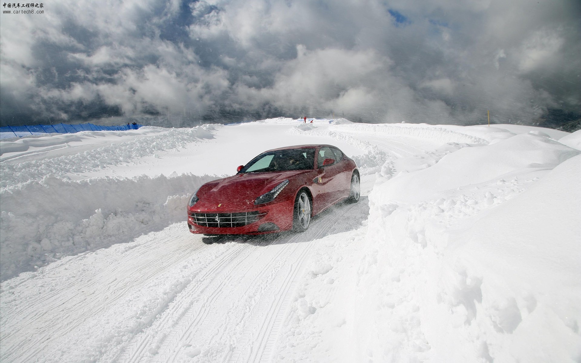 Ferrari-FF-2011-widescreen-03.jpg