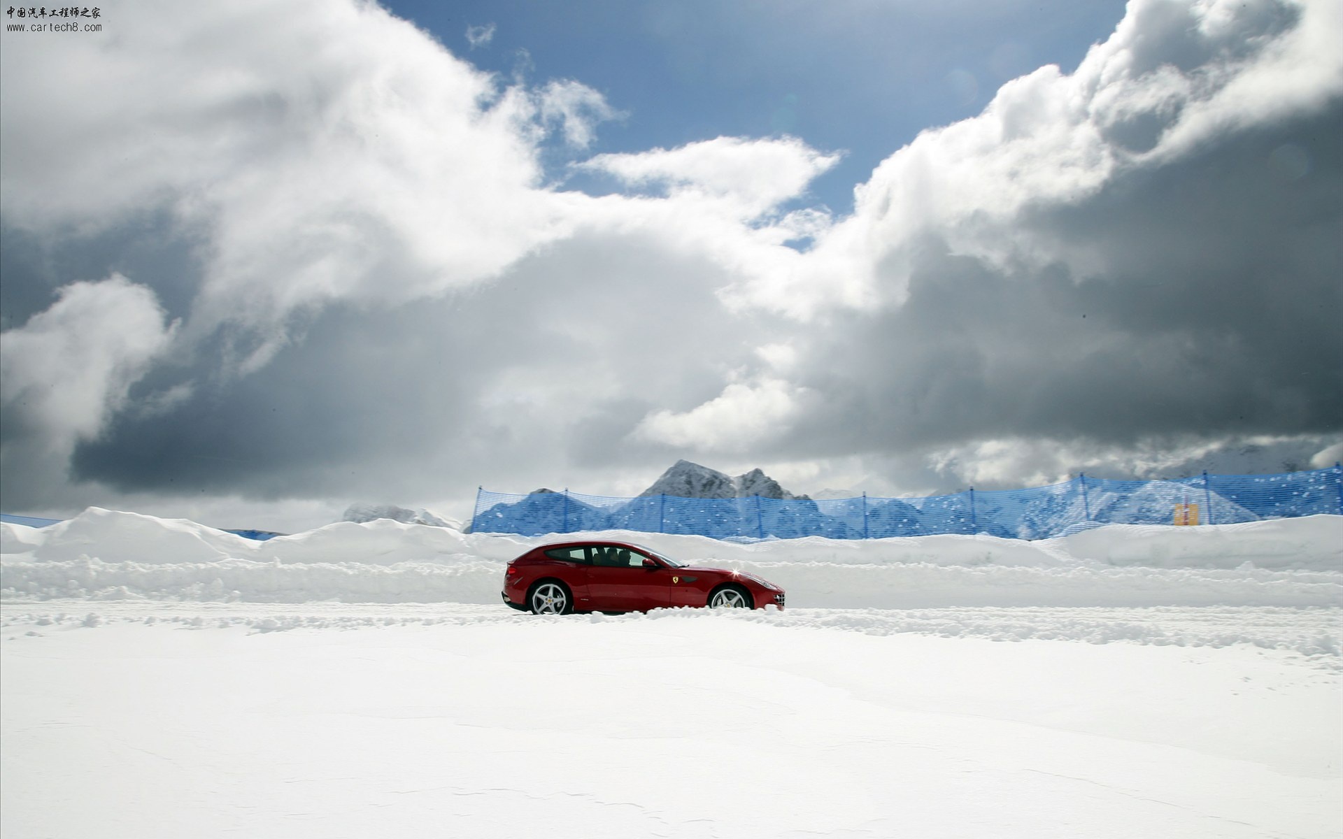 Ferrari-FF-2011-widescreen-05.jpg