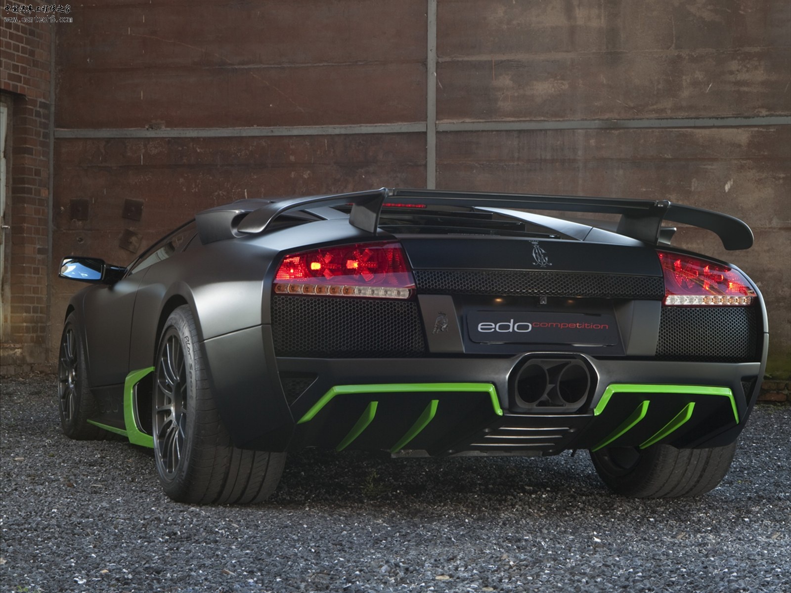 Lamborghini07.jpg