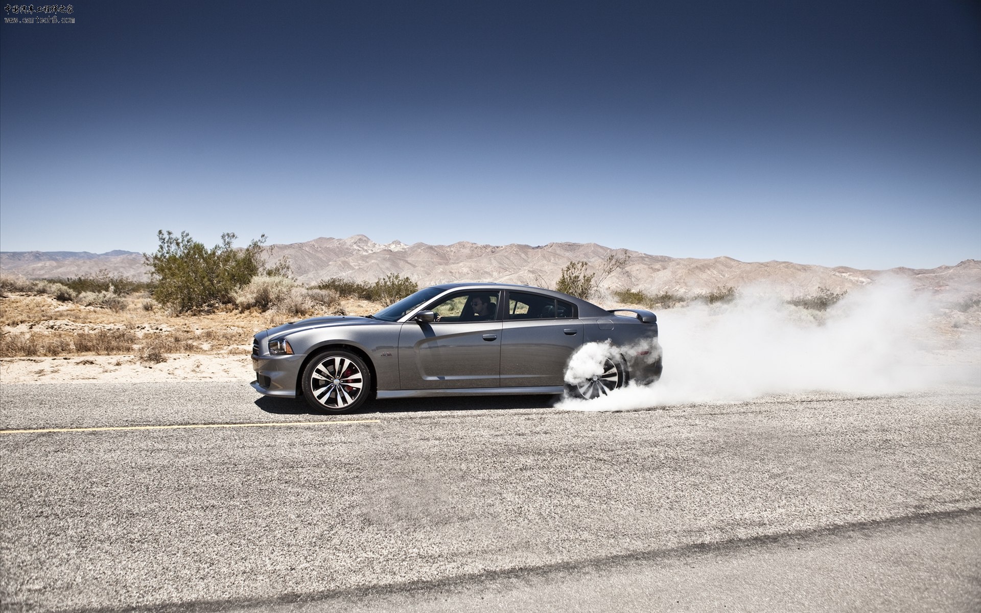 Dodge-Charger-SRT8-2012-widescreen-08.jpg