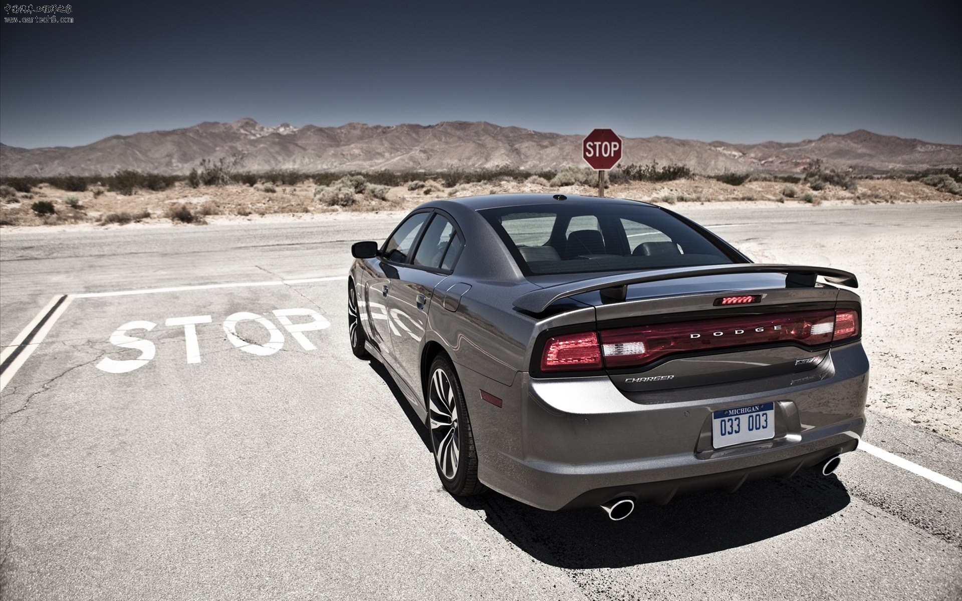 Dodge-Charger-SRT8-2012-widescreen-10.jpg