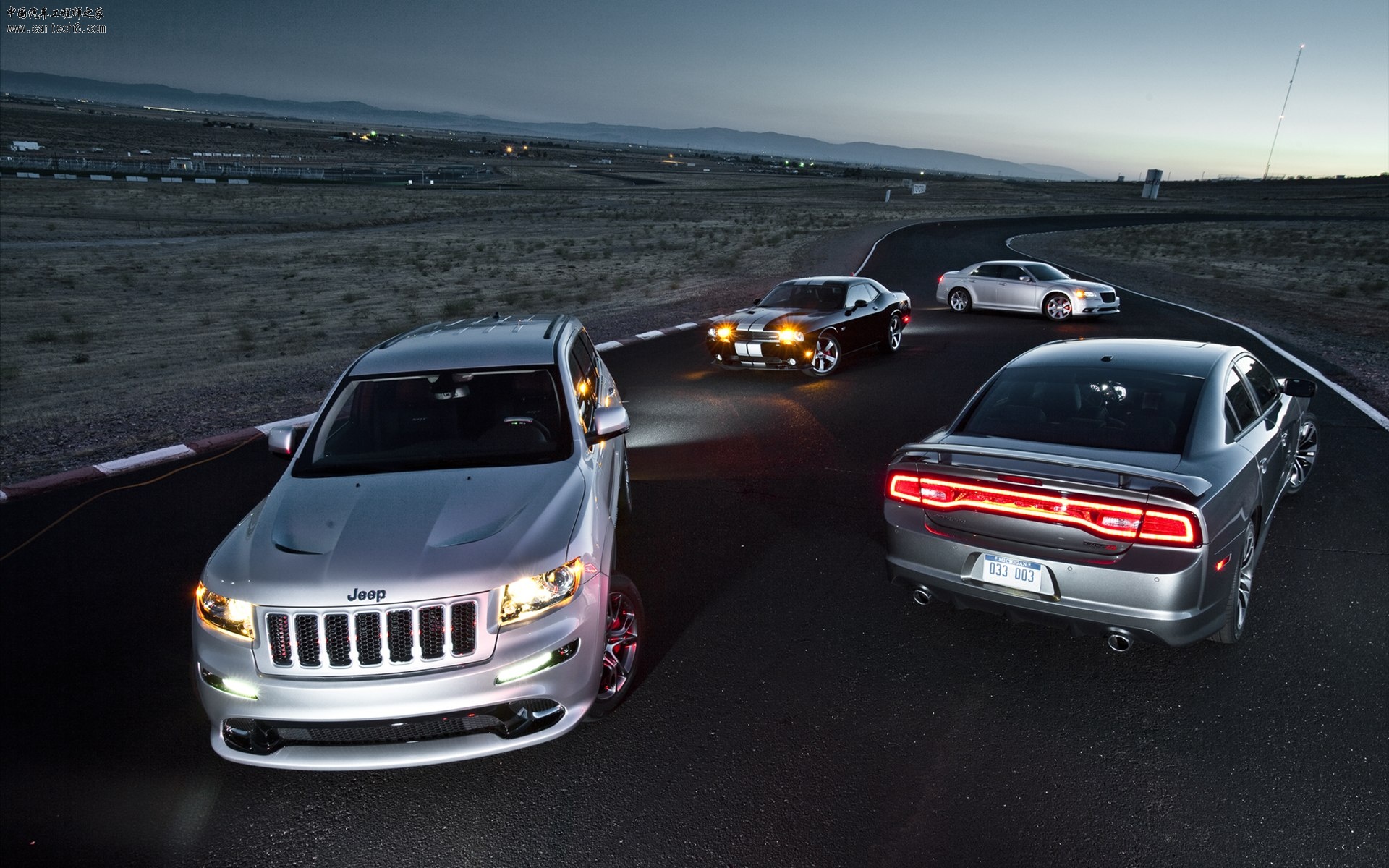 Dodge-Charger-SRT8-2012-widescreen-18.jpg