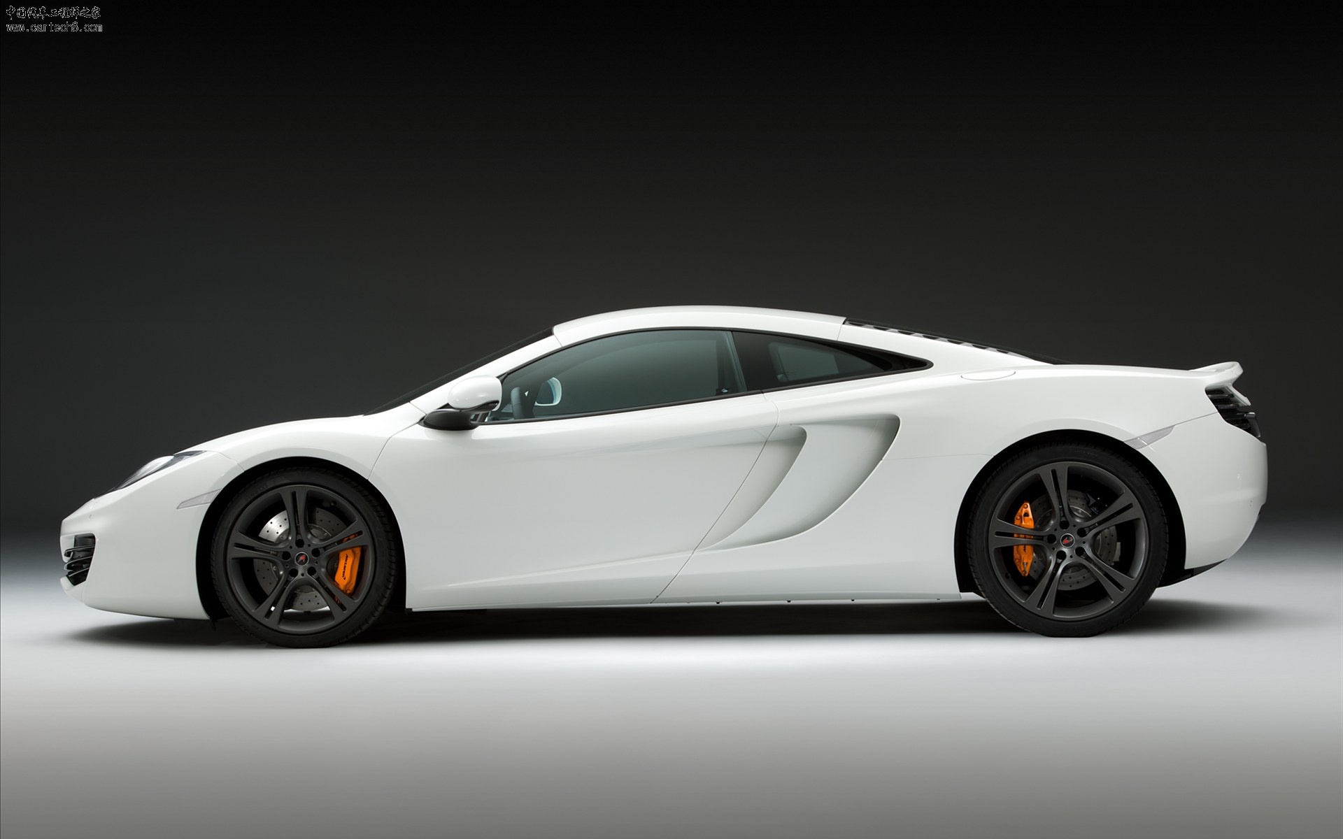 McLaren-MP4-12C-2012-widescreen-05.jpg