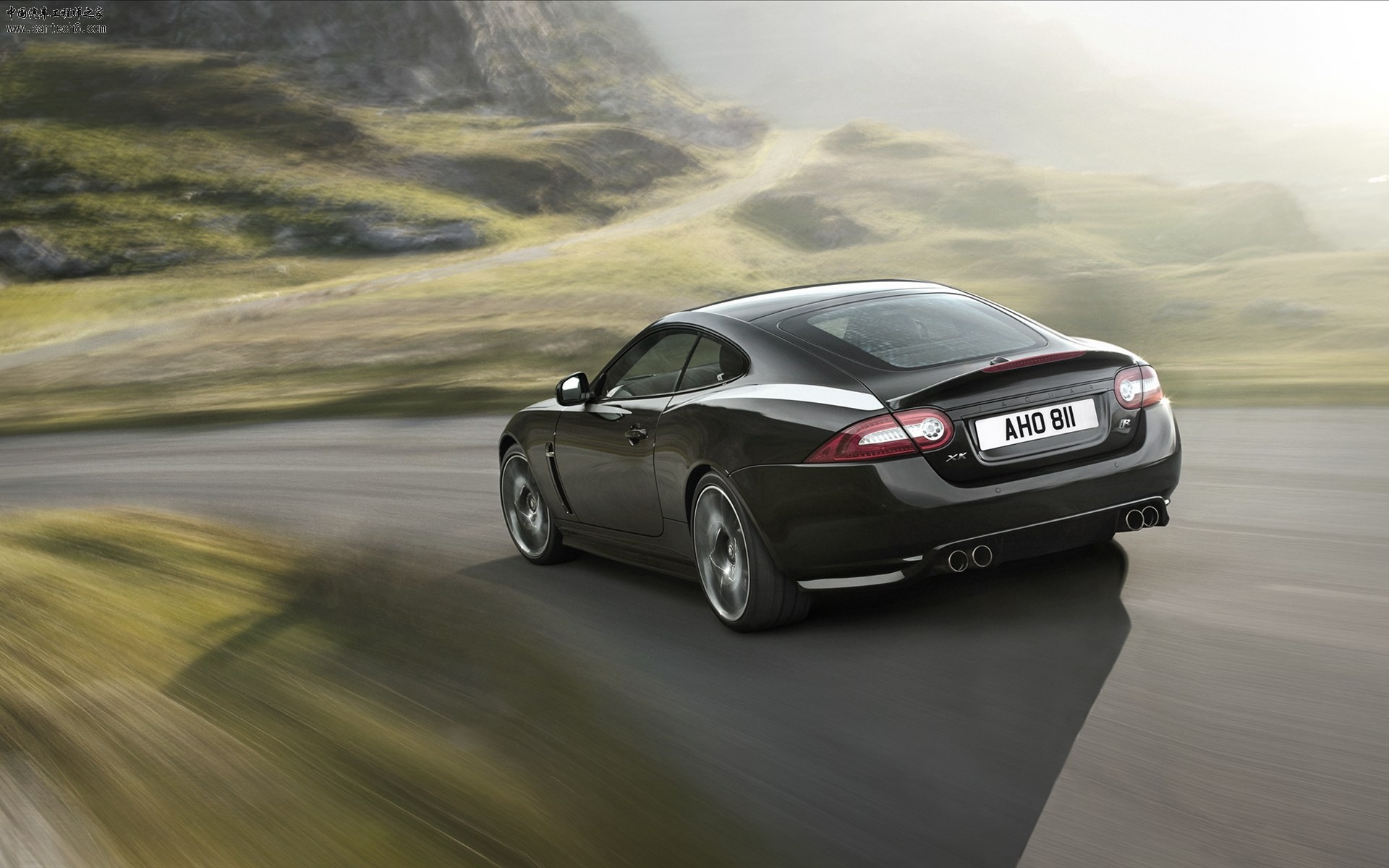 Jaguar-XKR-75-2011-widescreen-07.jpg