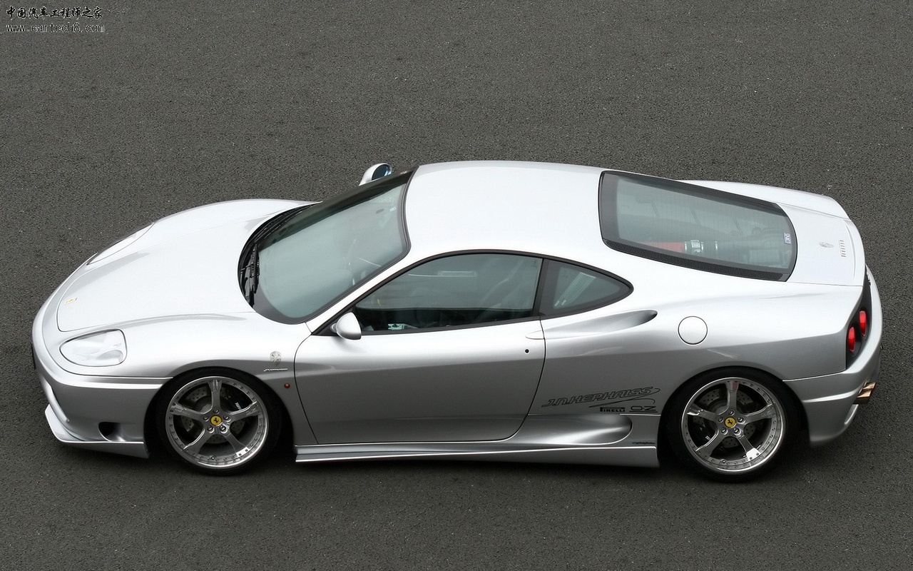 00788_ferrari_1280x800.jpg