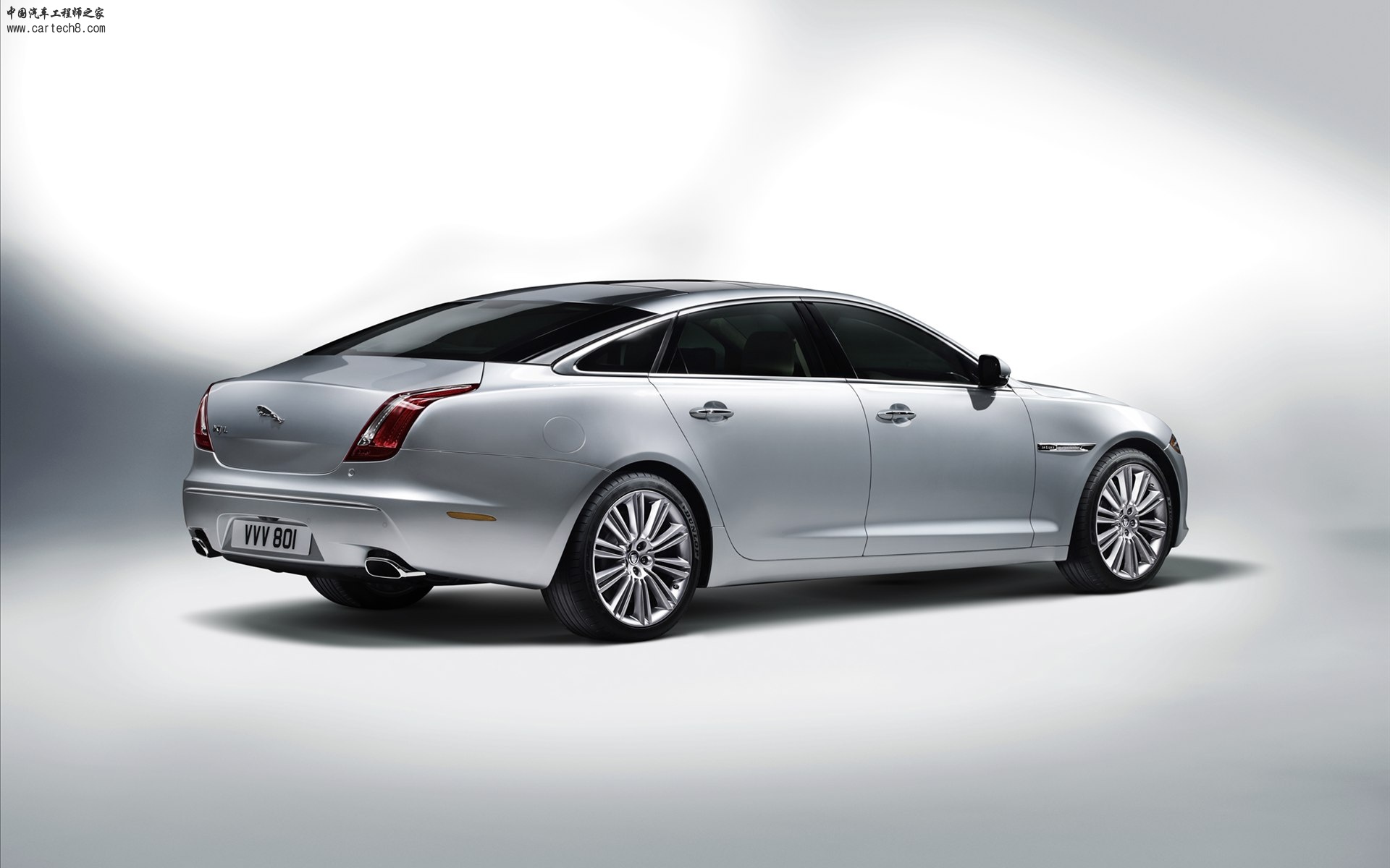 汽车捷豹 XJ-02.jpg