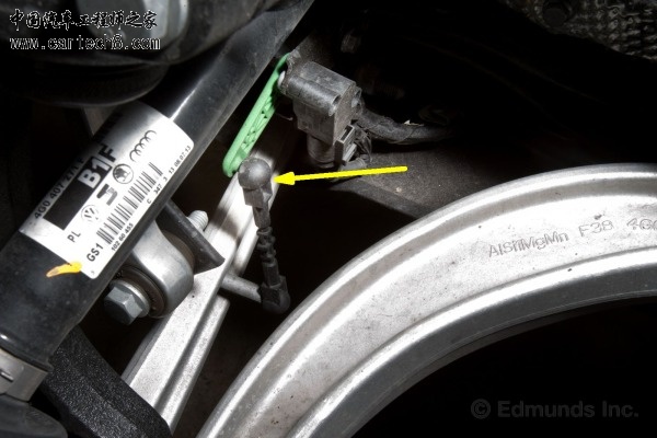 2014_audi_rs-7_det_fe_11011321_600.jpg