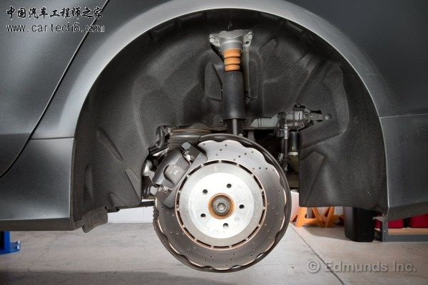 2014_audi_rs-7_det_fe_1101132_600.jpg