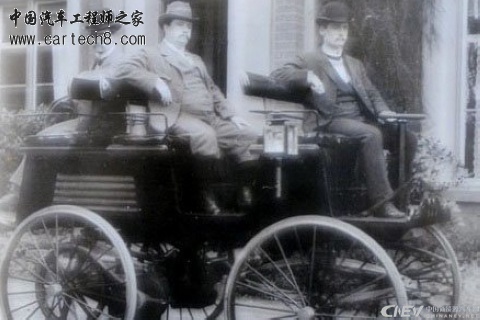威廉莫里森第一辆真正的电动车.jpg