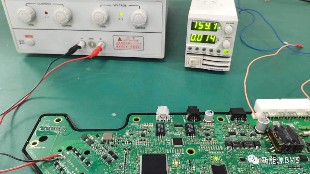 新发现---再次分析MODEL 3 BMS主控板上的高压隔离电源w7.jpg