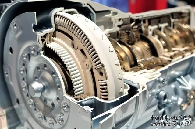 分析丨汽车传动系统大比拼：MT、AT、CVT、DCT有什么区别？w2.jpg