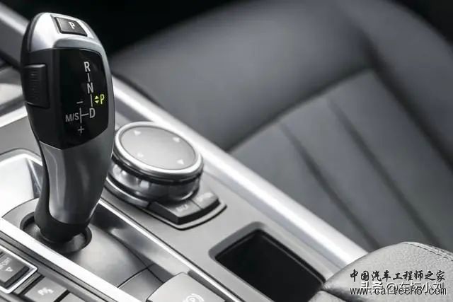 分析丨汽车传动系统大比拼：MT、AT、CVT、DCT有什么区别？w5.jpg