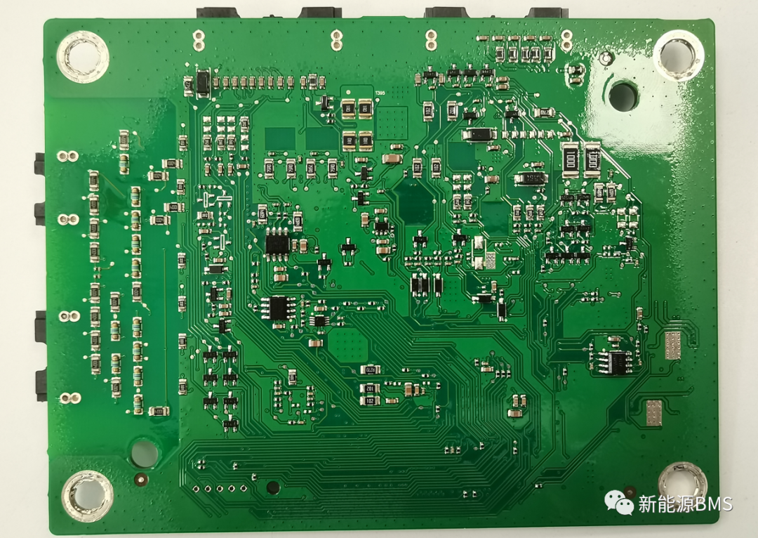一起学习分析长安深蓝汽车的BMS控制板（上）w12.jpg