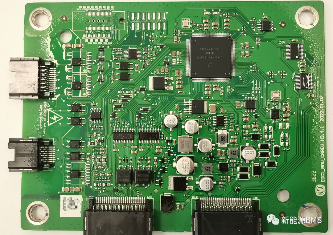 一起学习分析长安深蓝汽车的BMS控制板（上）w11.jpg