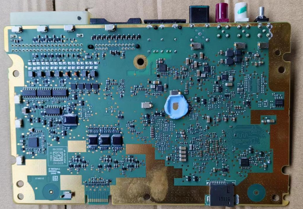 域控拆解 | 荣威 RX5 MAX 版智驾域控制器产品设计方案w7.jpg