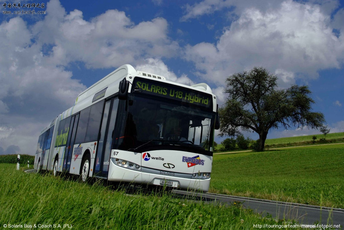 Solaris_Urbino_18_Hybrid.jpg