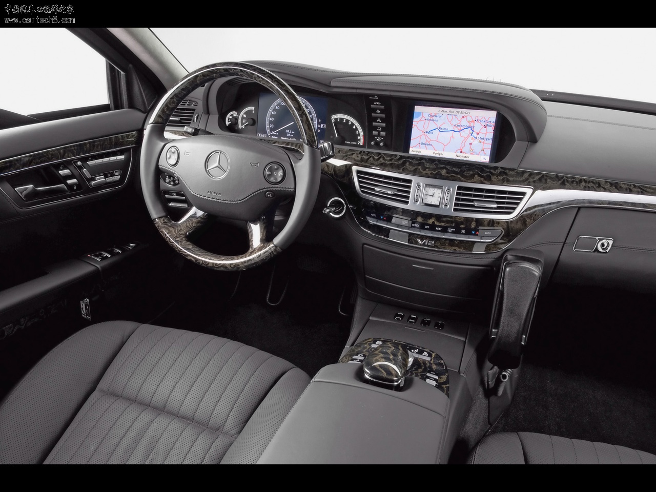 2009-Mercedes-Benz-S-600-Pullman-Guard-Limousine-Dashboard-1280x960.jpg