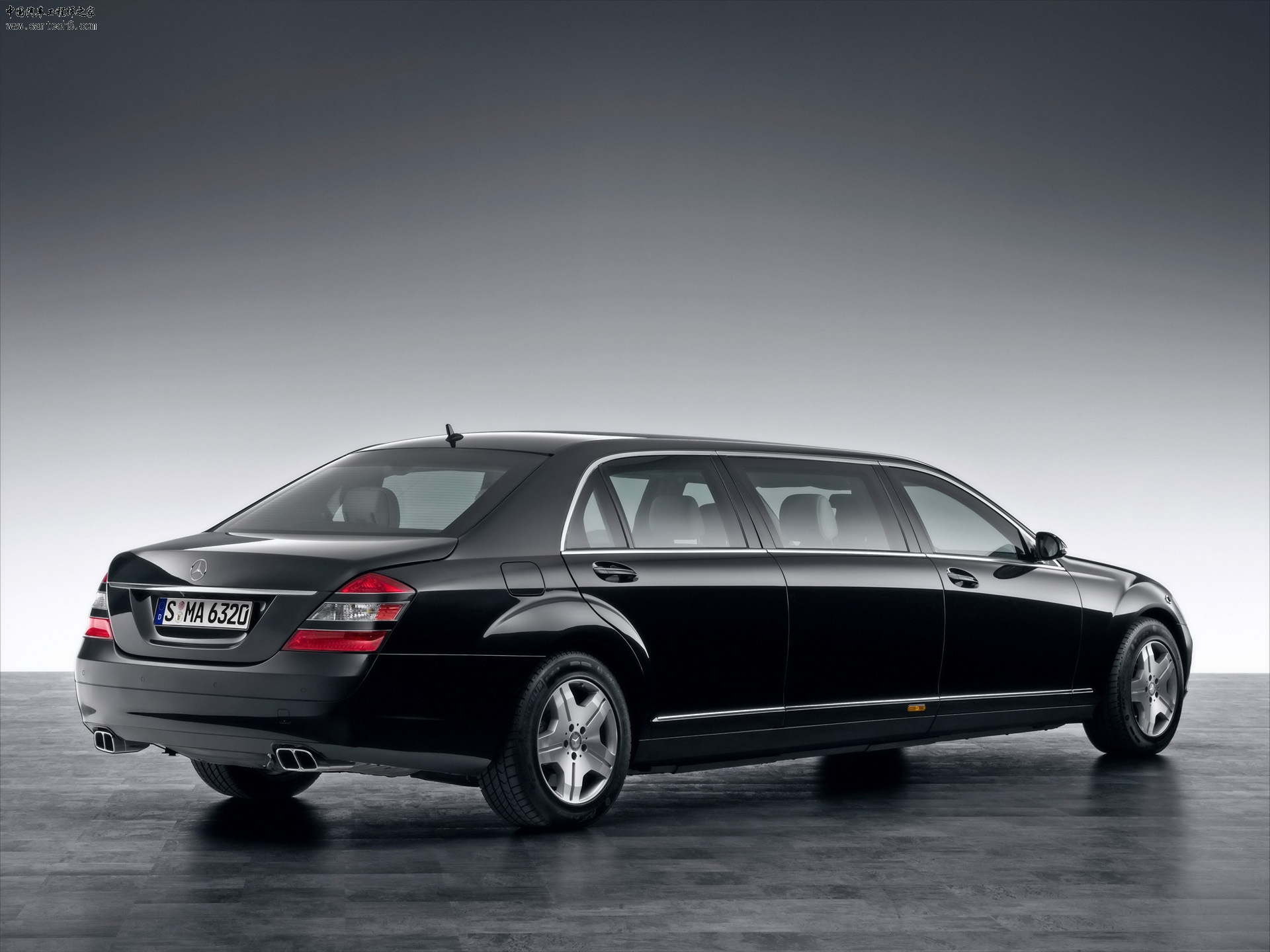 2009-Mercedes-Benz-S-600-Pullman-Guard-Limousine-Studio-Rear-And-Side-1920x1440.jpg
