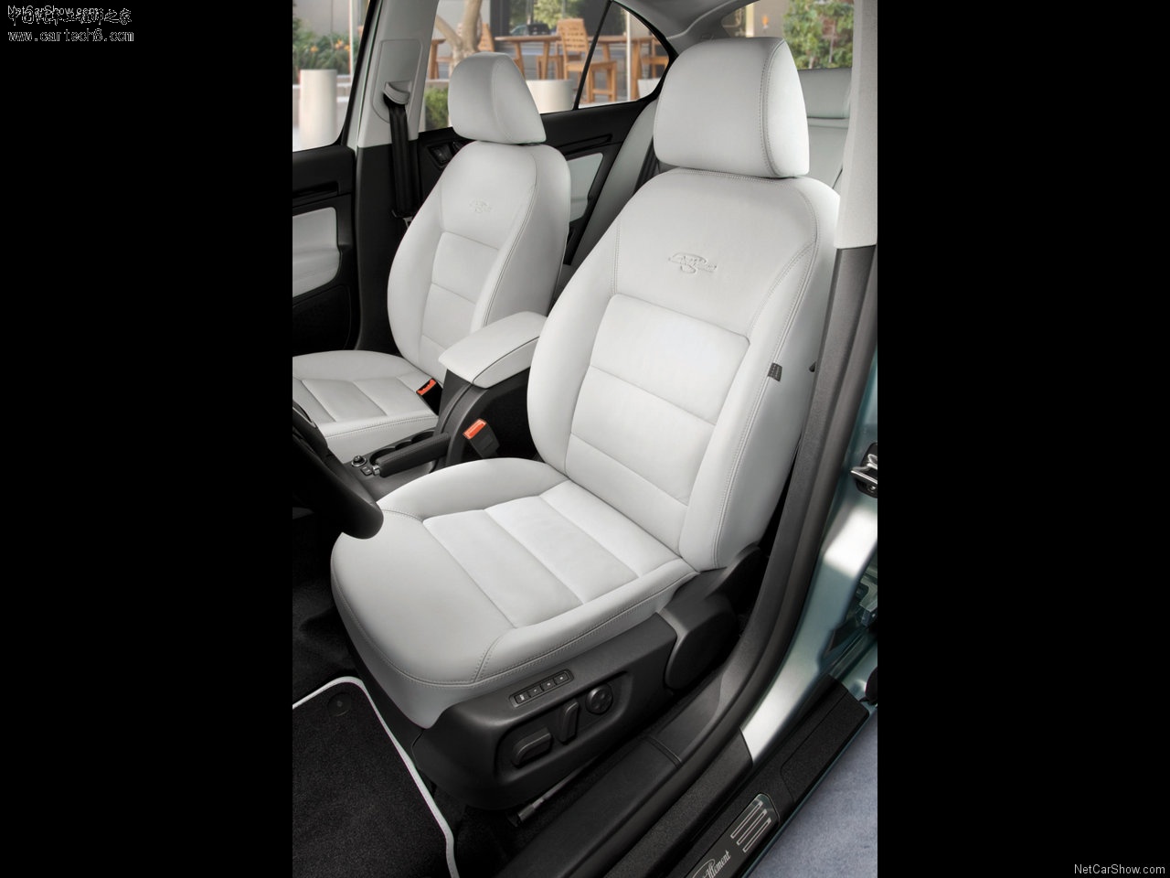 2009-Skoda-Octavia-1280x960-22.jpg