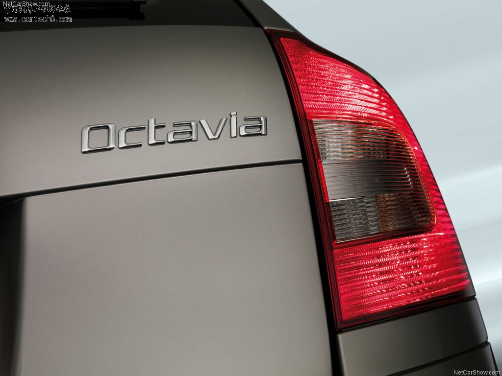 2009-Skoda-Octavia-Combi-1024x768-0f.jpg