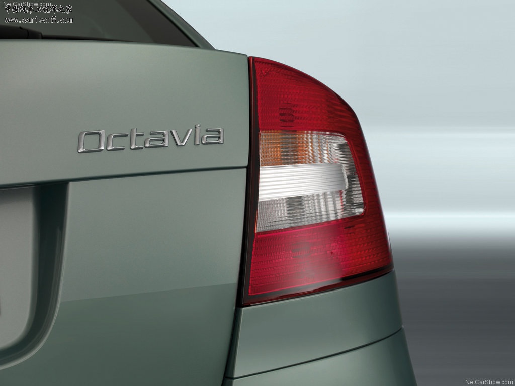 2009-Skoda-Octavia-1024x768-1d.jpg