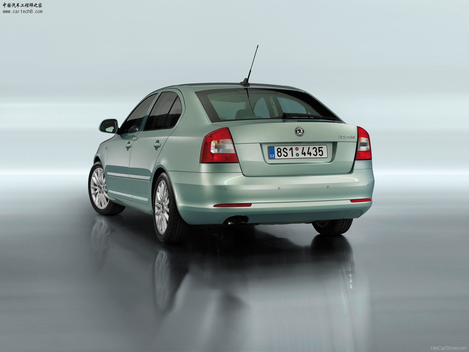 2009-Skoda-Octavia-1600x1200-16.jpg