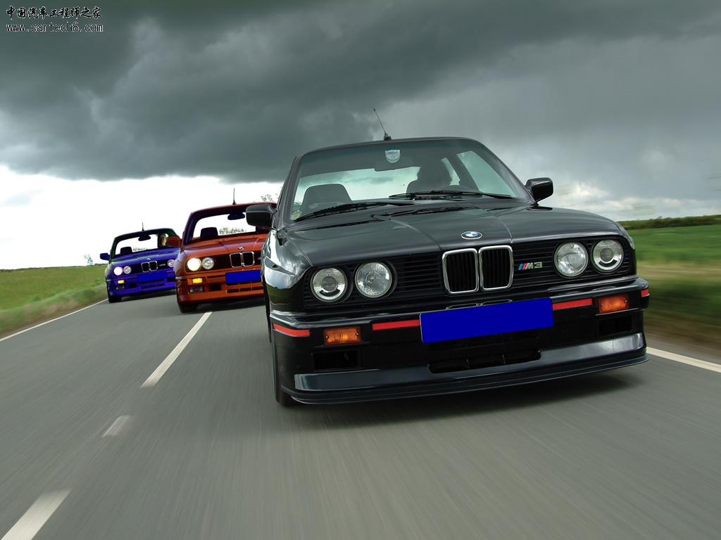 026ThreeBMWE30M3.jpg