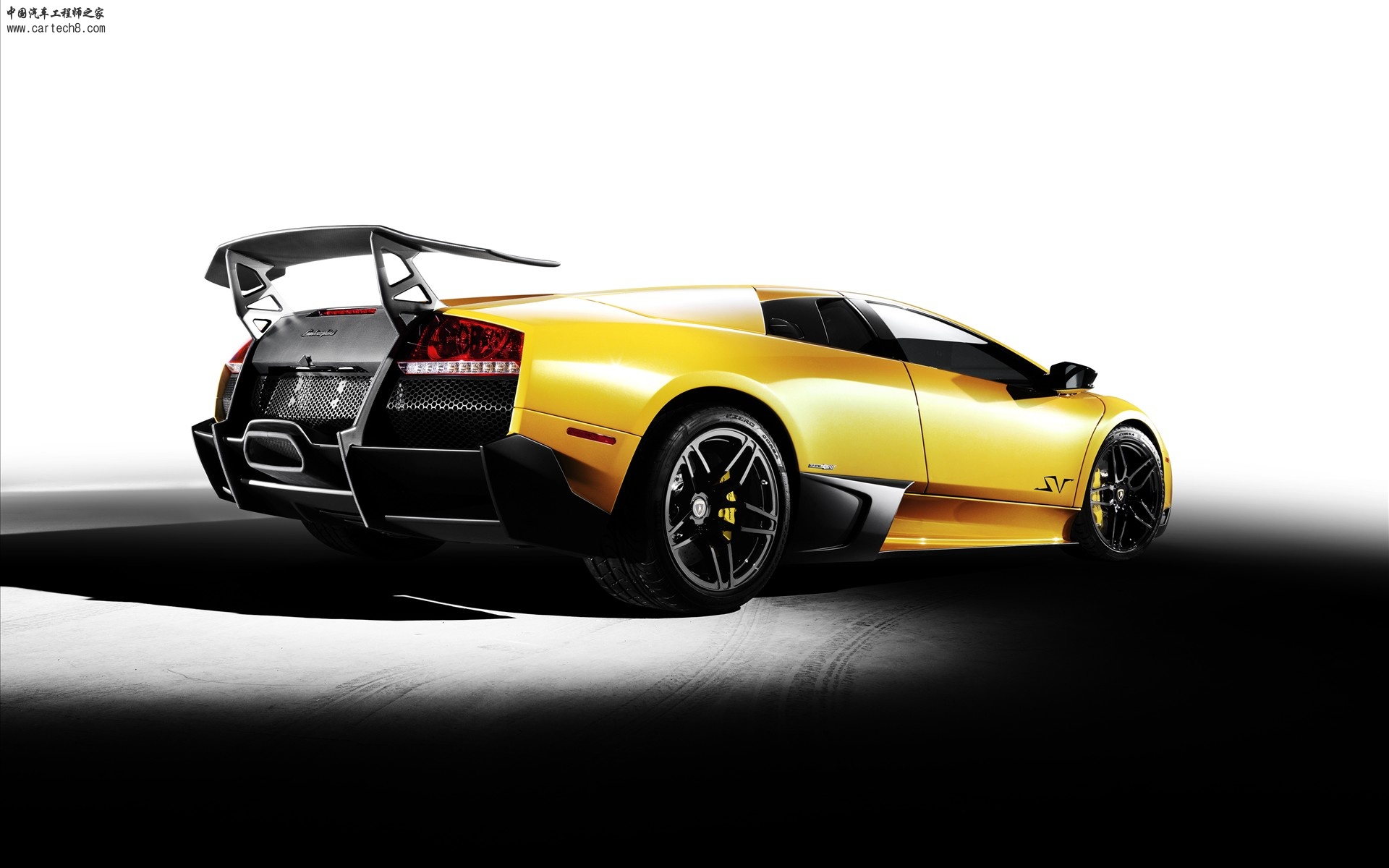 2010-lamborghini-murcielago-lp-670-4-superveloce-widescreen-02.jpg