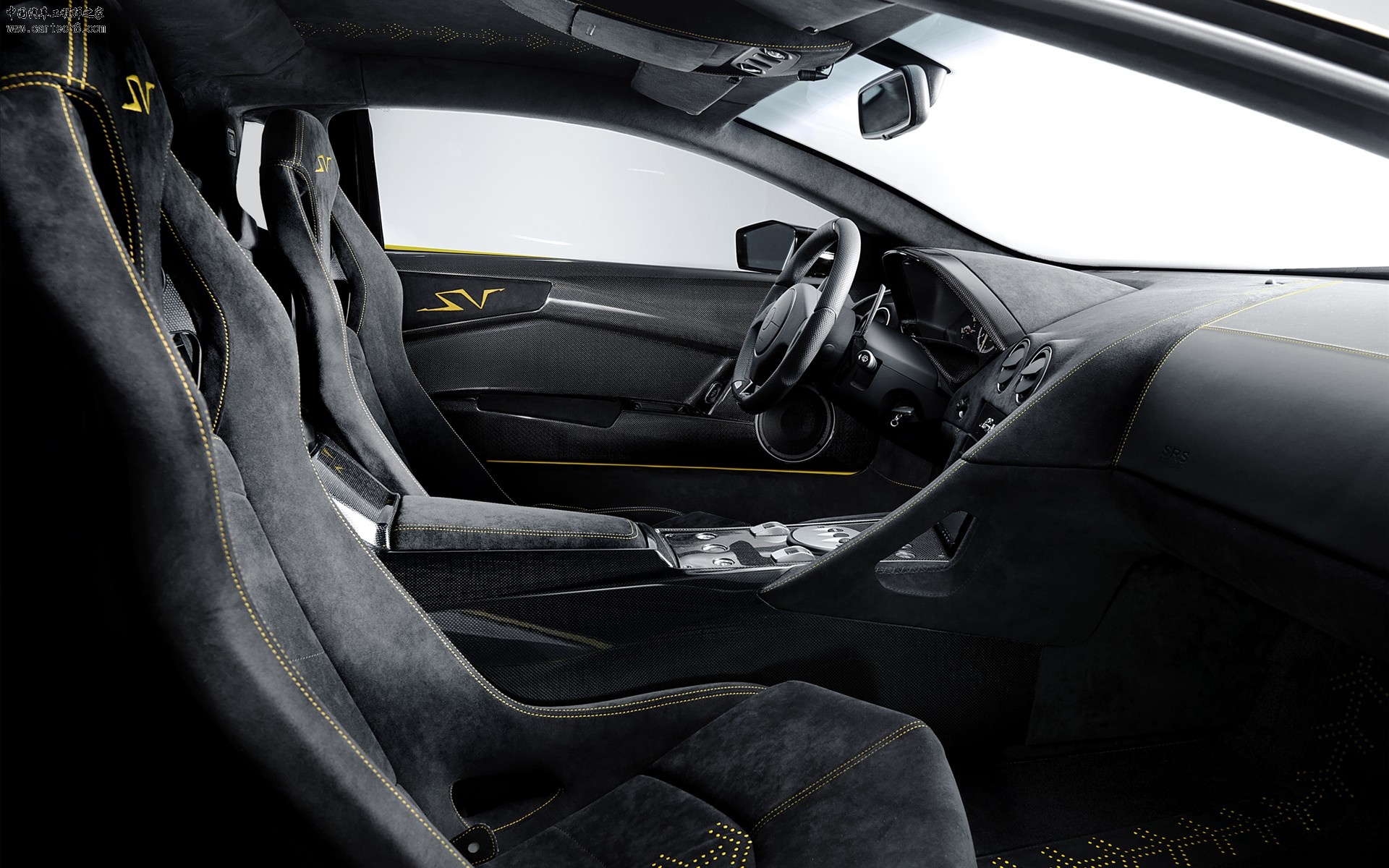 2010-lamborghini-murcielago-lp-670-4-superveloce-widescreen-03.jpg
