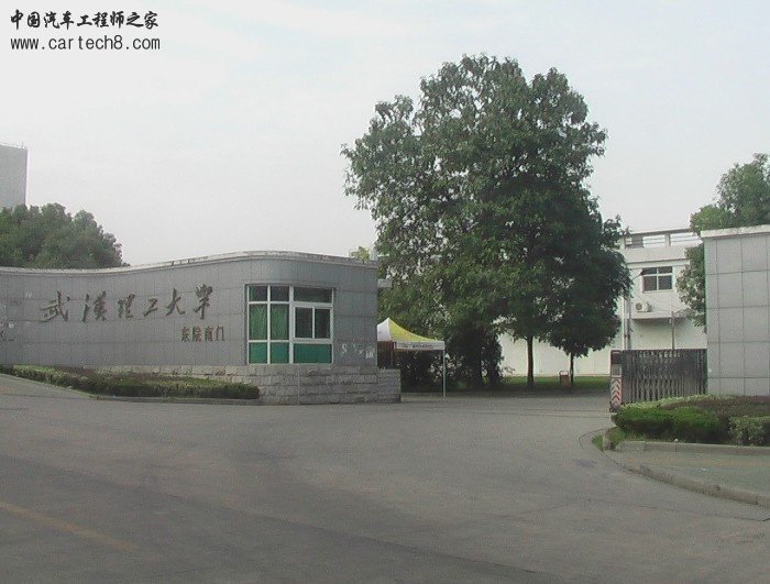thumbnail东院南门.jpg