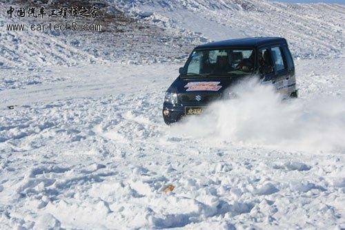 37_240075_31cbe7c42c6a41339ad99d013d57568c.jpg