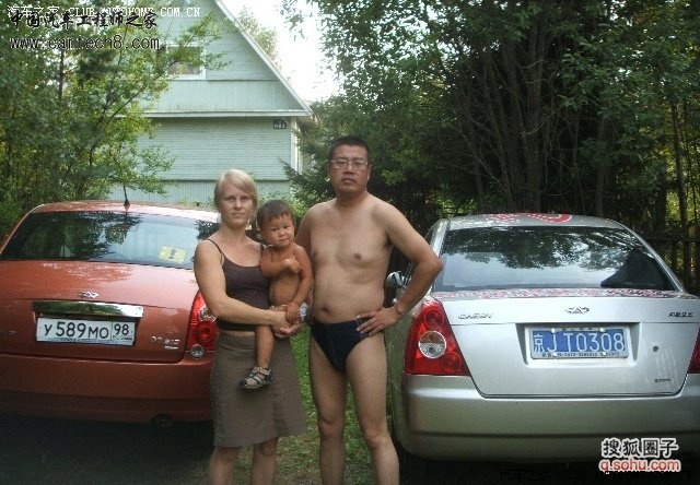 201111011225680660.jpg