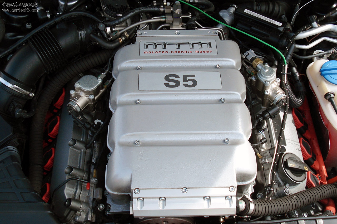 _mtm_s5_gt_supercharged_h_engine_01.jpg