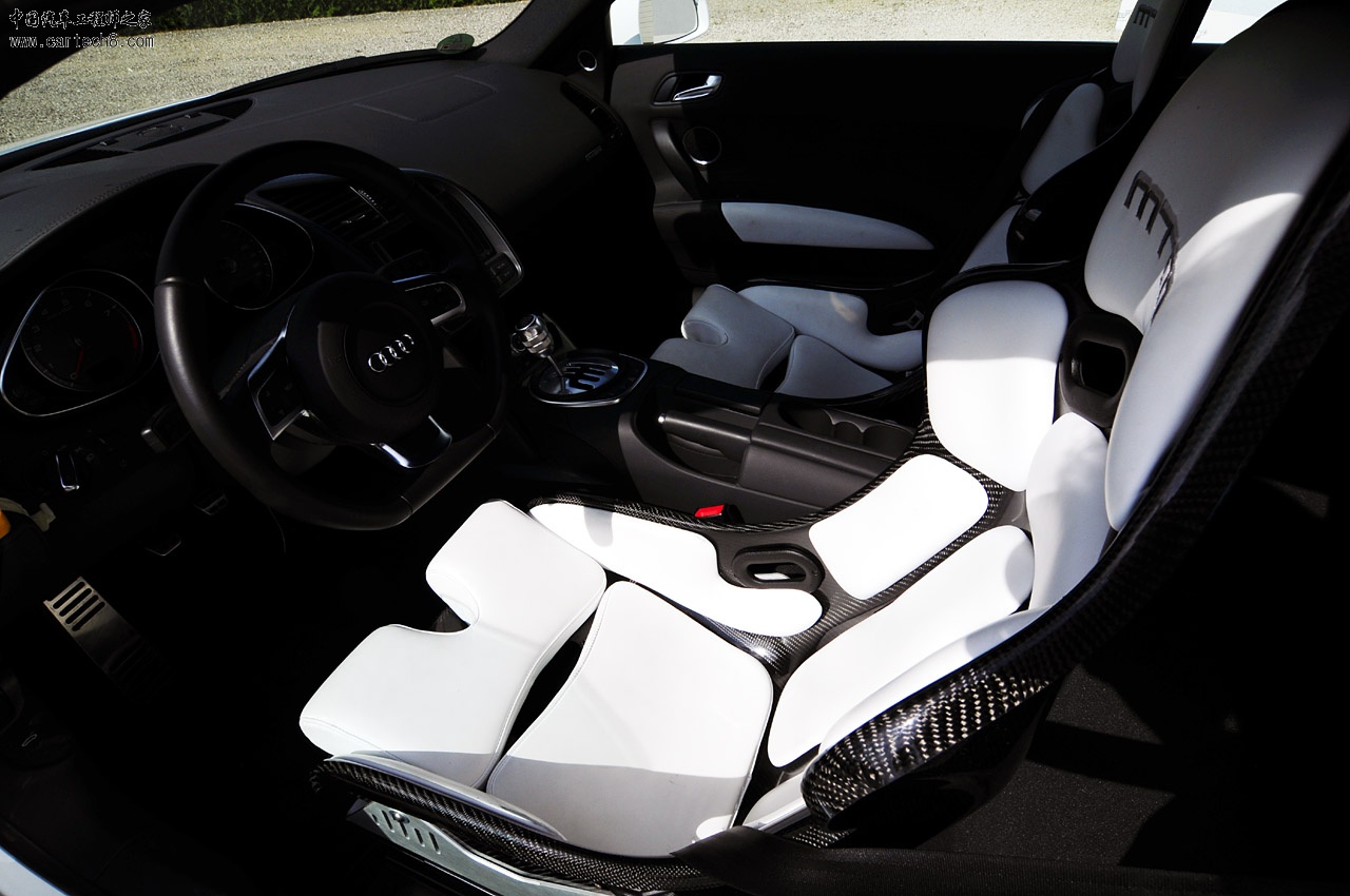 audir8r_06.jpg